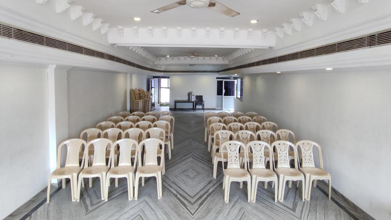 Hotel Aarathy Madurai Exterior foto